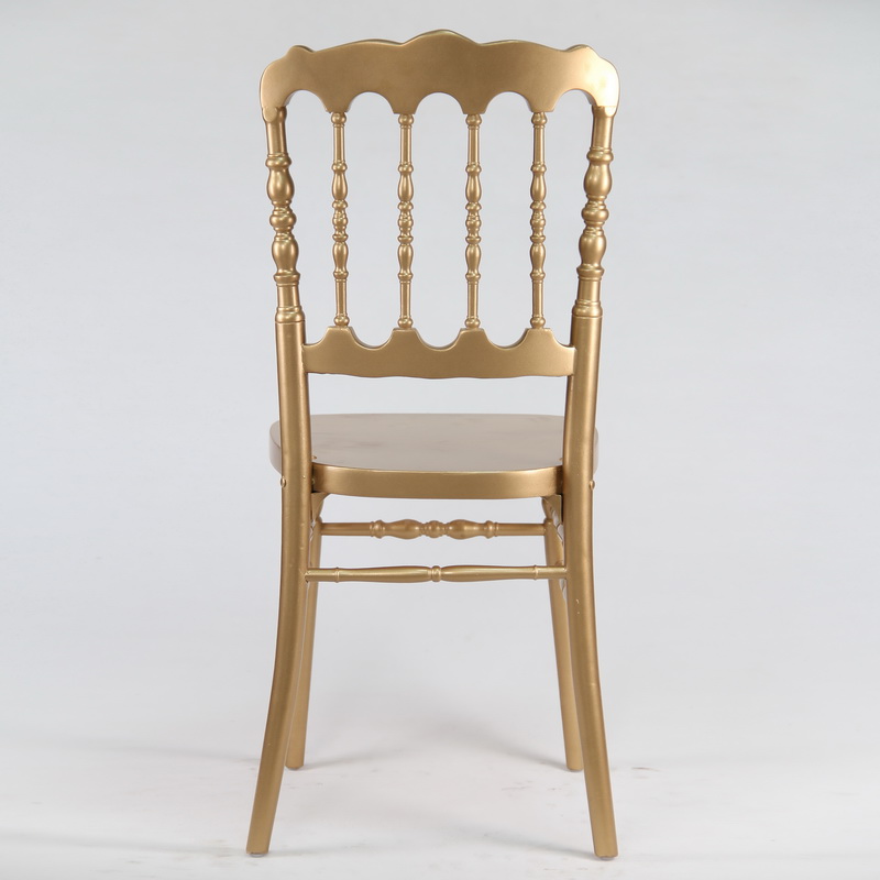 Silla Napoleón de madera apilable de color dorado Sillas Napoleón Chaise de boda